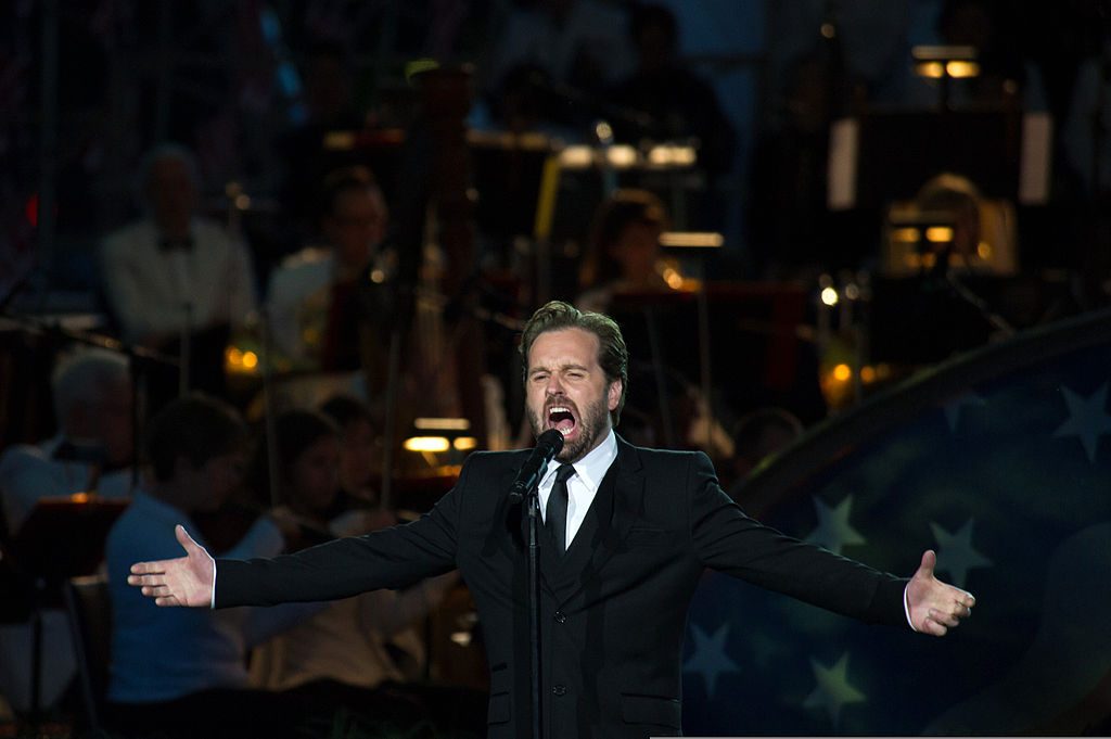 Opera Tenors: Alfie Boe singing in Washington, D.C.
