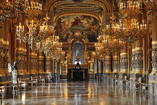 European ballet: Paris Opera has one of the best ballet companies in the world.