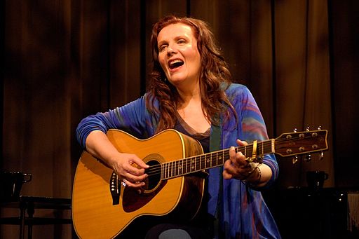 Maureen McGovern: one of the female Broadway singers that made it in our list.